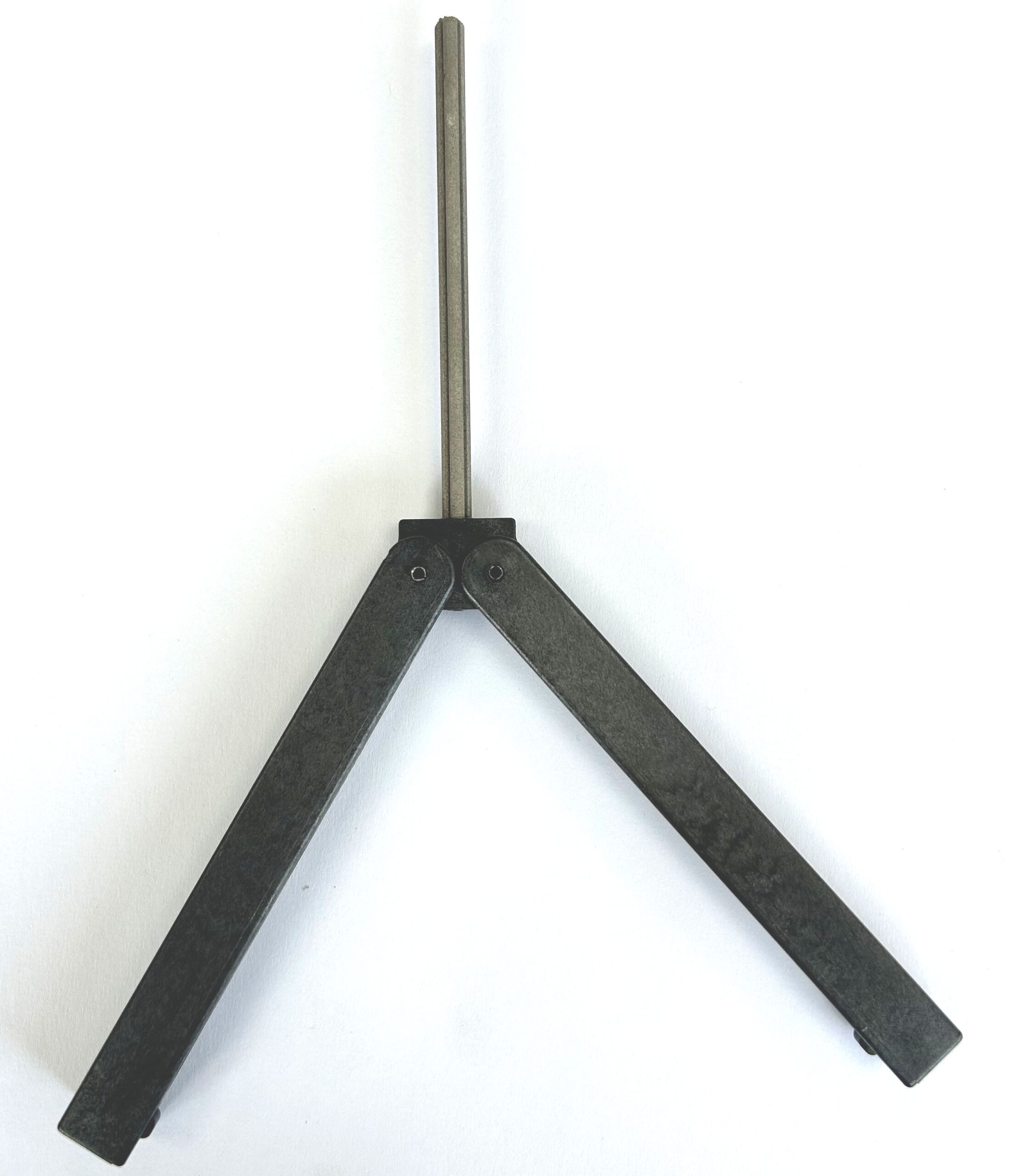 Eze-lap Round Shaft Folding Sharpener with Grooves for Small & Large Fishooks - Image 5