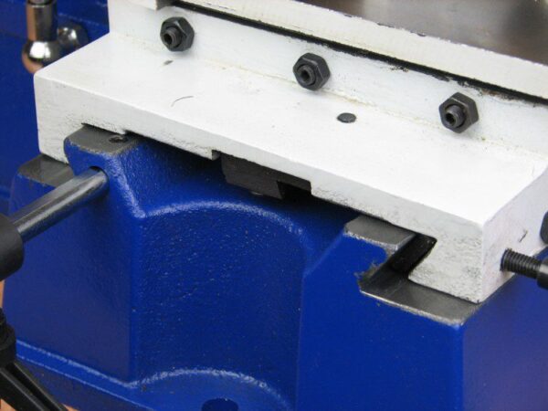 Charnwood W316 Bench Top Morticer 5/8” Capacity with Sliding Bed Package Deal - Image 15